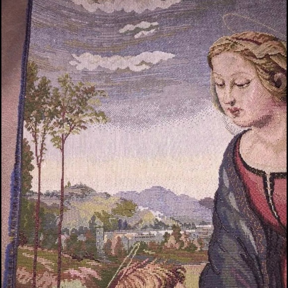 Vintage Madonna tapestry - Picture 5 of 8